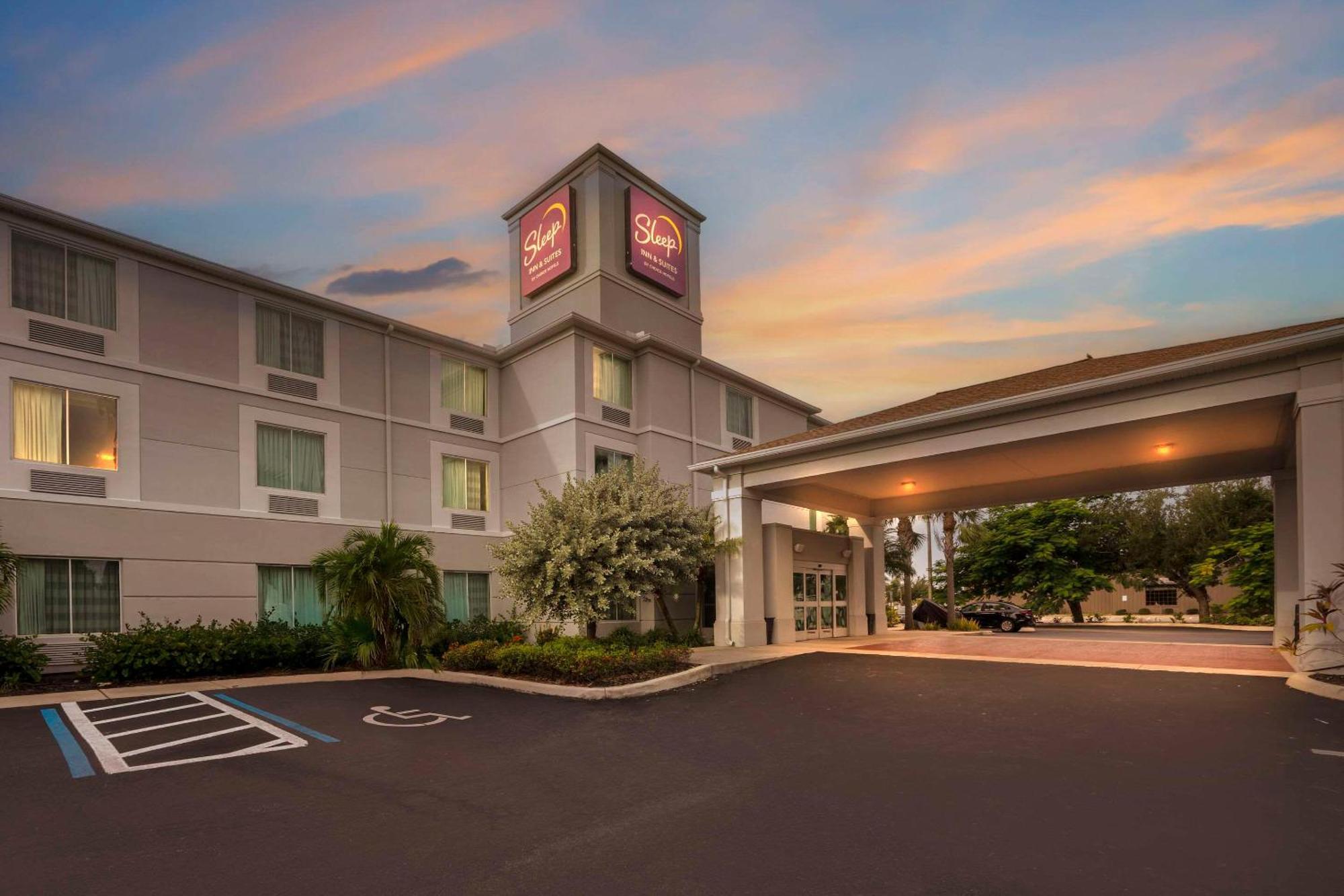 Sleep Inn & Suites Port Charlotte-Punta Gorda Extérieur photo