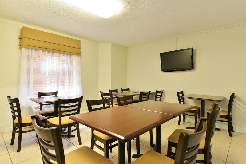 Sleep Inn & Suites Port Charlotte-Punta Gorda Extérieur photo